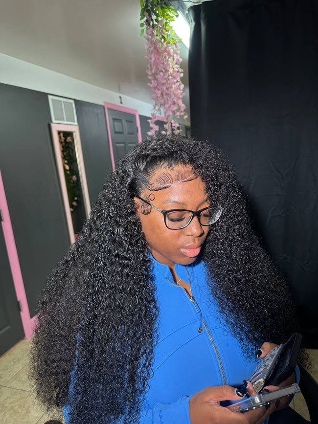 Natural Color Curly Units Hover Image